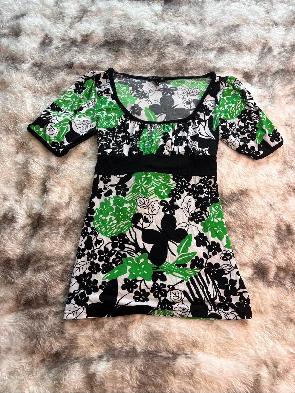 Y2K FANG Green Black White Floral Scoop Neck Short Sleeve Top and tie back